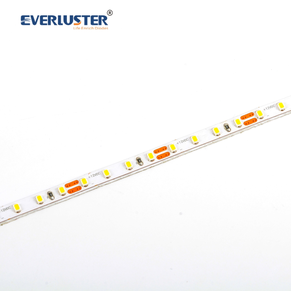 12V hohe Lichteffizienzserie 135lm / Watt 2835 LED-Streifen 15watt