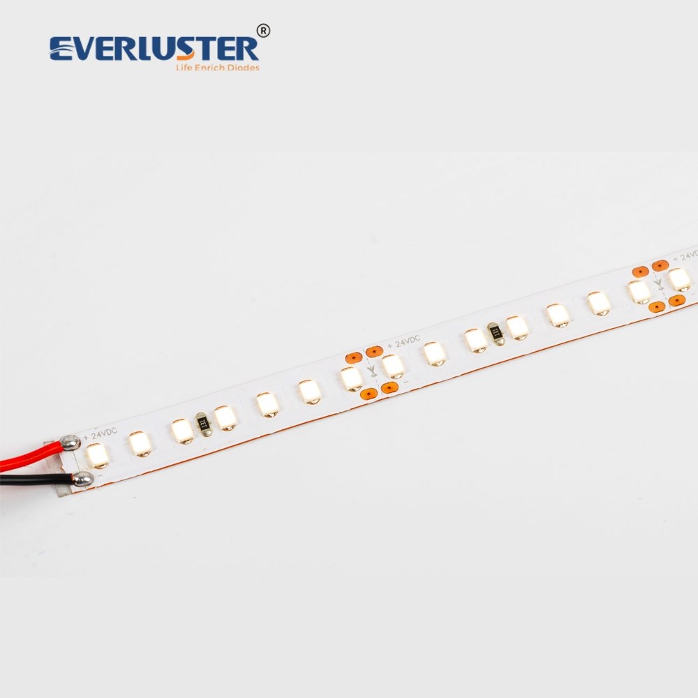 24V hohe Effizienzserie 140lm / Watt 2835 Streifenlicht