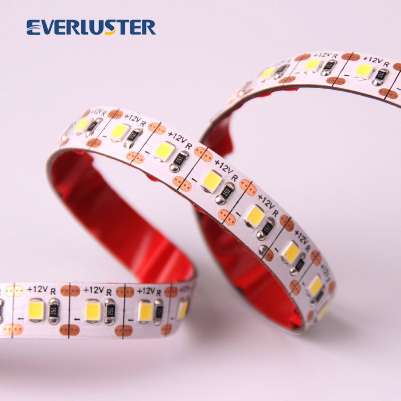 Jeder LED-LED-Cuttable 12V 2835 LED-Streifen 100leds / m, flexibles Beleuchtungsdesign.